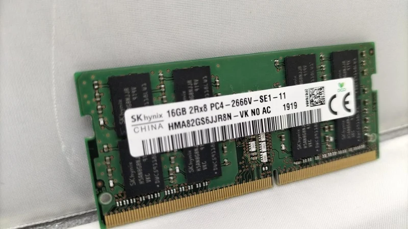 Mémoire SK HYNIX DDR4 HMA82GS6JJR8N-VK