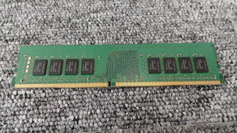 Mémoire PC SKYNIX DDR4 16 Go x2 16 Go 2RX8 PC4-2400T-UB1-11