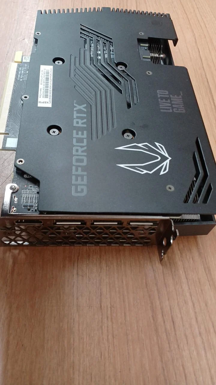 Carte graphique ZOTAC : ZT-A30700M-10B