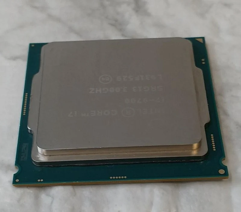 Processeur Intel Core i7-9700