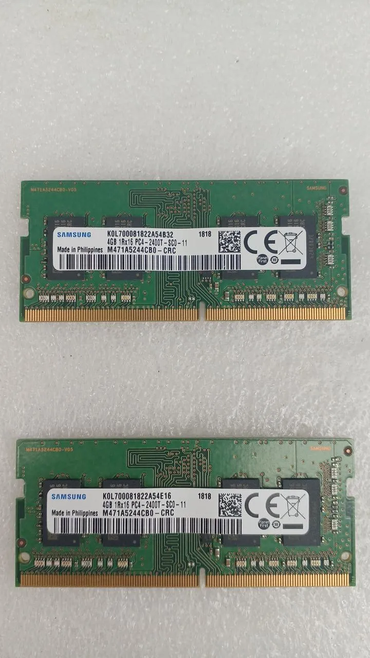 Mémoire pour ordinateur portable SAMSUNG [DDR4] 4 Go x 2 M471A5244CB0-CRC