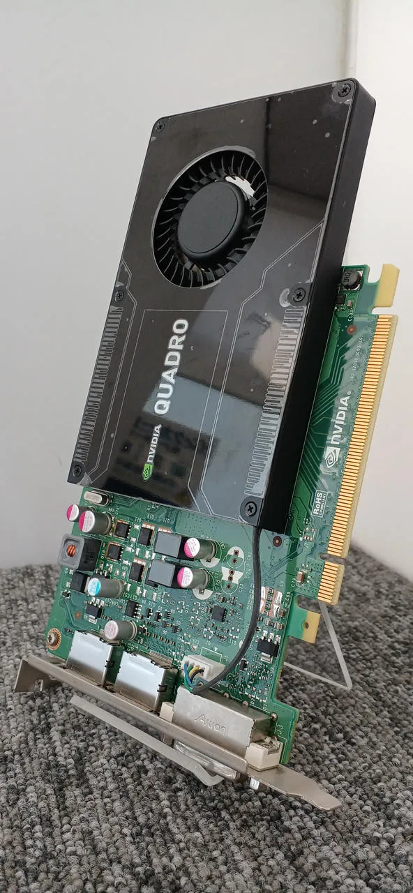 Carte graphique NVIDIA : EQK2200-4GEB