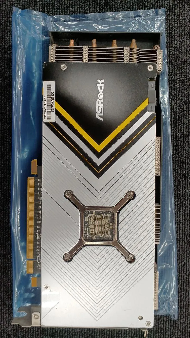 Carte graphique ASROCK RX5700XT CLD 8GD