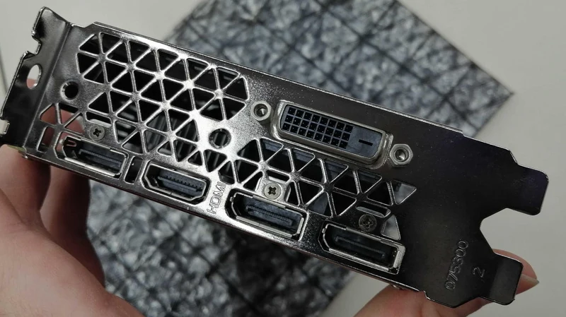 Carte graphique ZOTAC : ZTGTX1060-GD5STD
