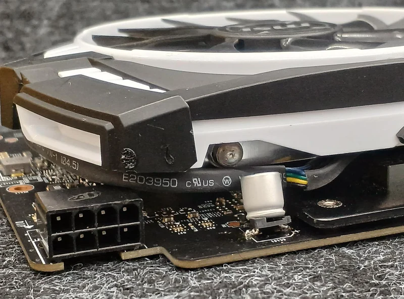 Carte graphique MSI : GTX 1060 ARMOR 6G OC