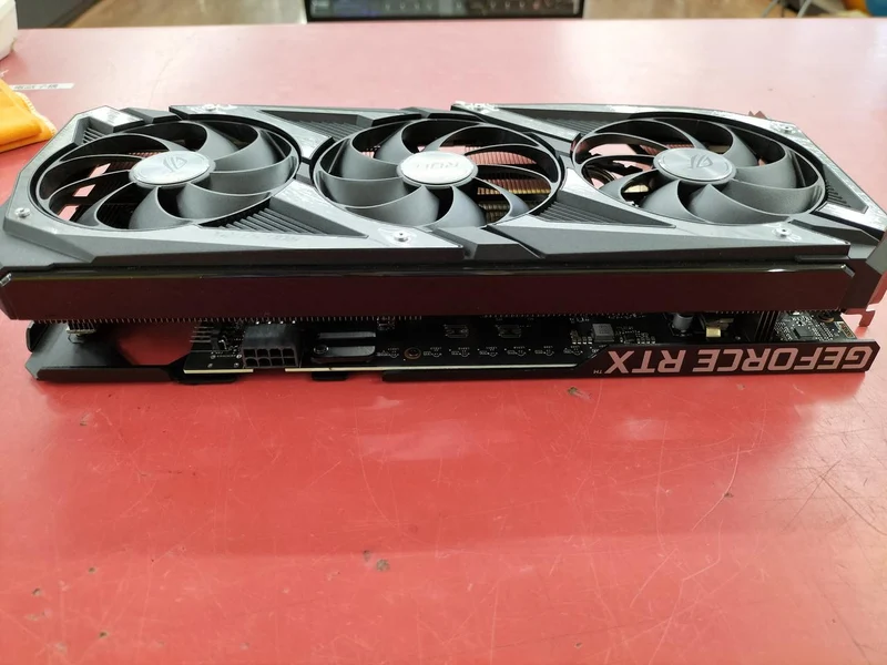 Carte graphique GEFORCE : RTX3050-O8G-GAMING