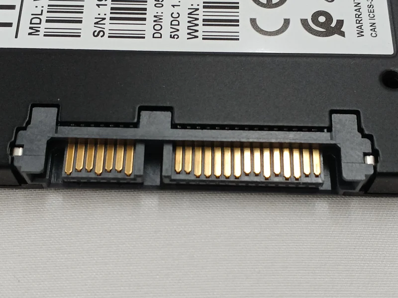 SSD SATA WESTERN DIGITAL 1 To WDS100T2B0A-00SM50