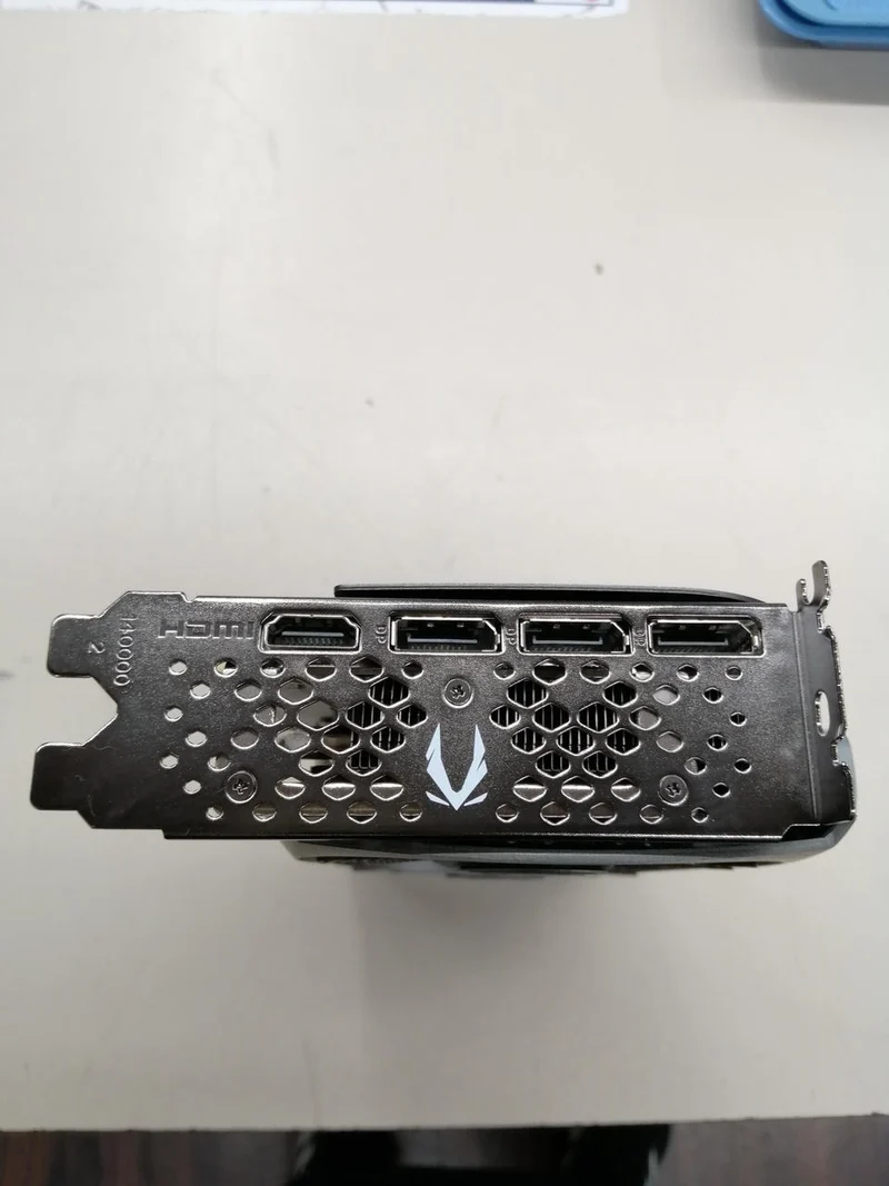 Carte graphique ZOTAC : GEFORCE RTX 4070 12 Go