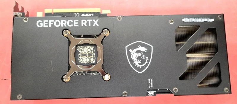Carte graphique MSI RTX 4080 SUPER 16 Go GAMINGX SLIM