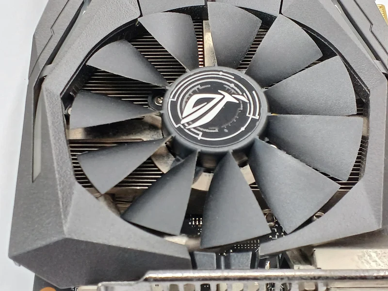 Carte graphique ASUS : ROG STRIX-GTX1060-O6G-GAMING