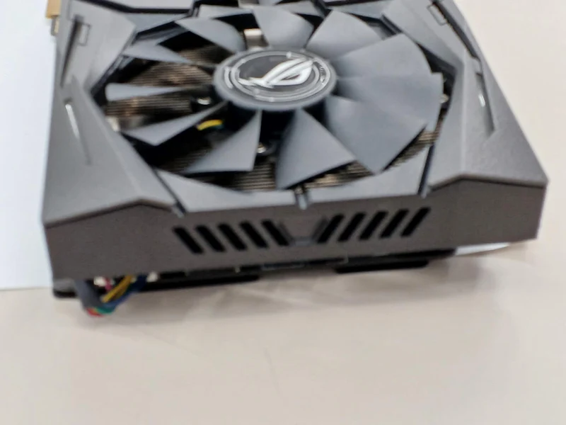 Carte graphique ASUS : ROG STRIX-GTX1060-O6G-GAMING
