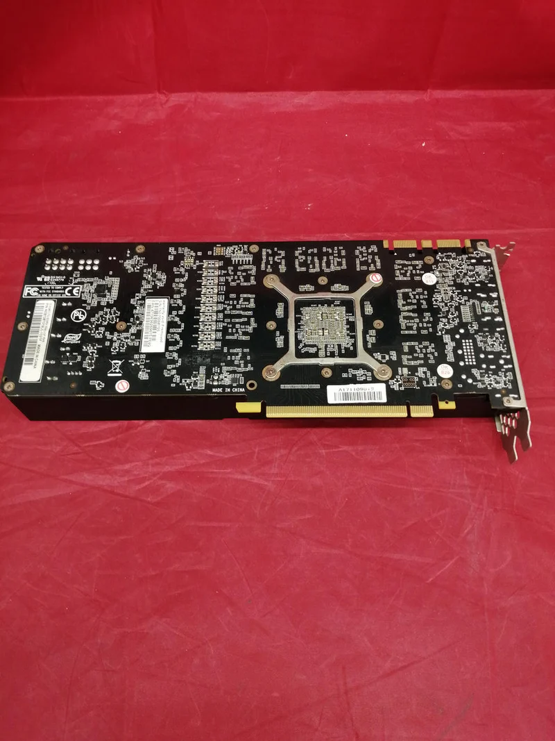 Carte graphique GEFORCE GTX1080 TI 11G GDDR5