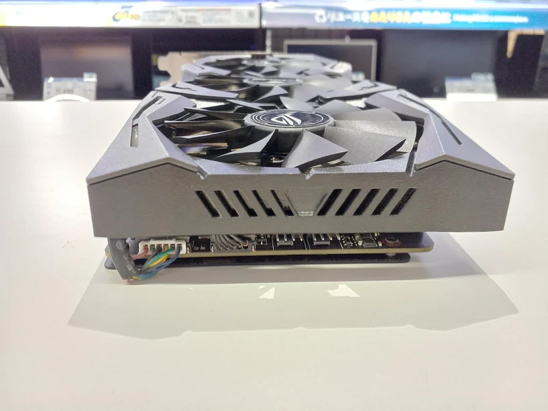 Carte graphique ASUS : STRIX-GTX1070-O8G-GAMING