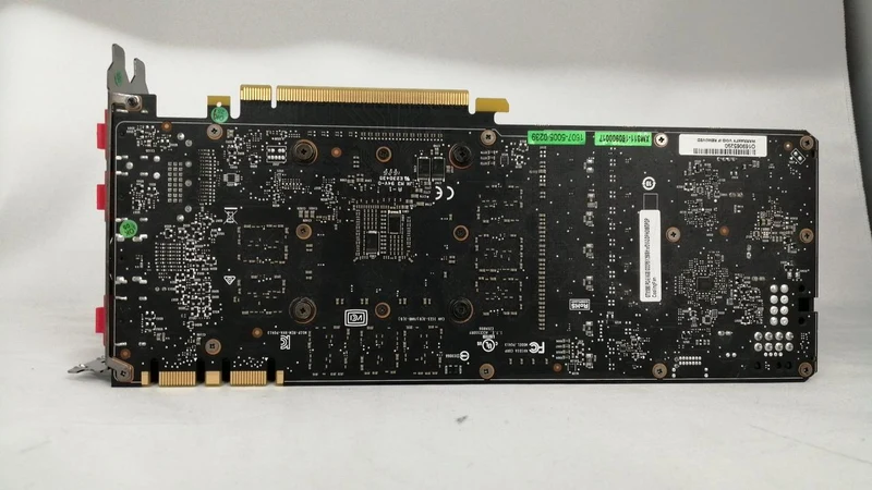 Carte graphique EVGA : GEFORCE GTX1080 8 Go GDDR5