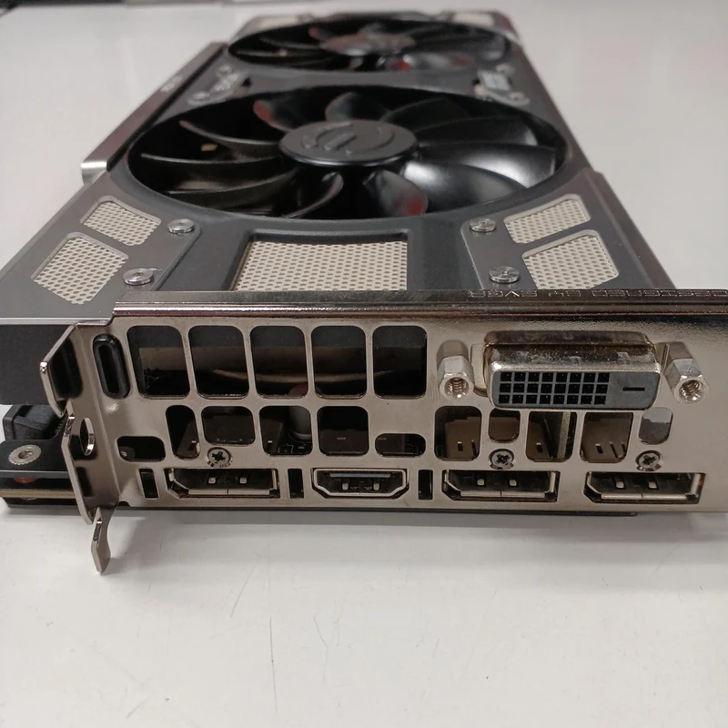 Carte graphique EVGA GTX1070