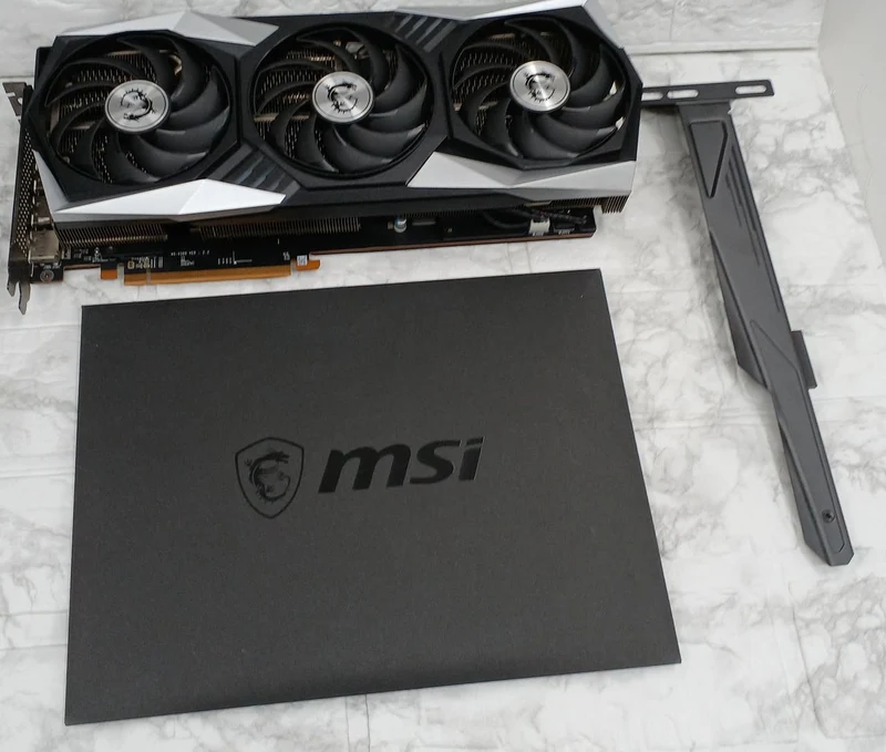 Carte graphique MSI RADEON RX6800 GAMING X TRIO
