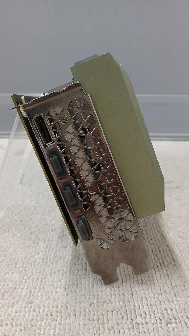 Carte graphique MANLI : NVIDIA RTX 4070 Ti SUPER GALLARD