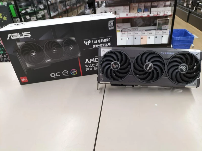 Carte graphique ASUS : TUF-RX9070-O16G-GAMING