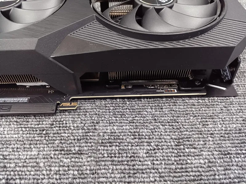 Carte graphique ASUS DUAL-RTX3070-O8G-V2