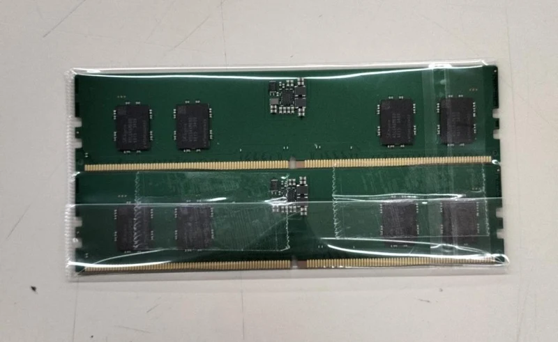 Mémoire SK HYNIX DDR5 8 Go x2 PC5-4800B-SC0-1010-XT