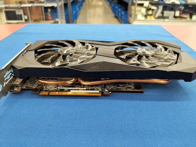 Carte graphique ASROCK RX6600XT CLD 8 Go