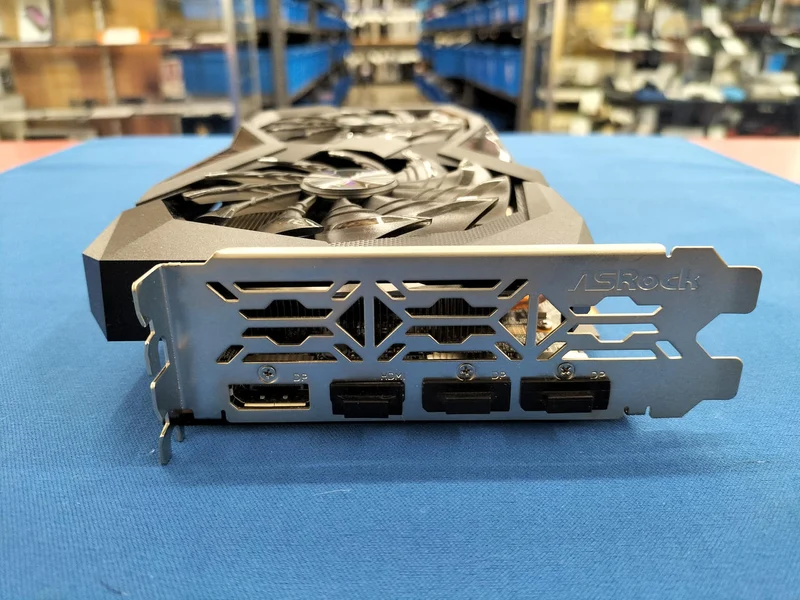 Carte graphique ASROCK RX6600XT CLD 8 Go