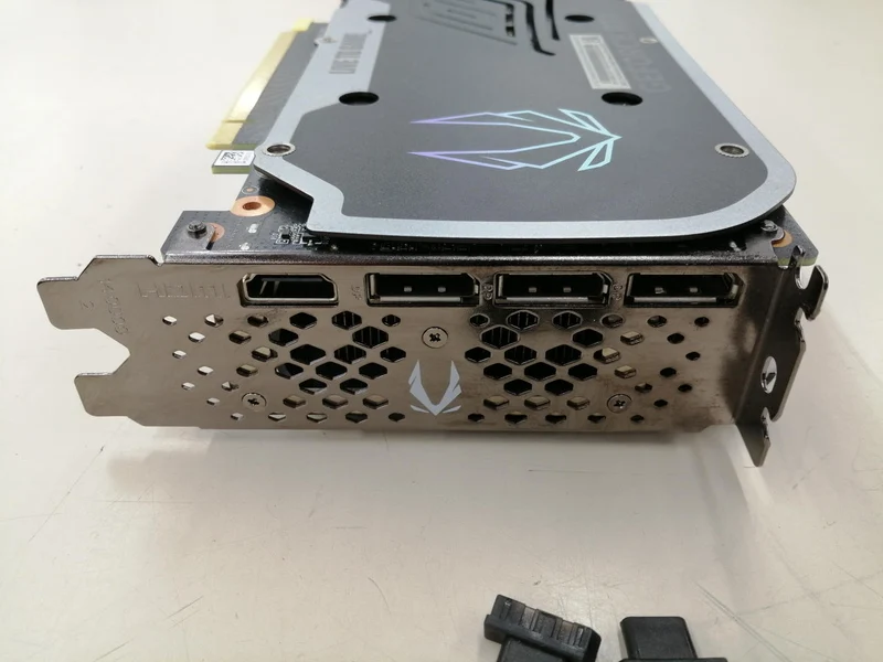 Carte graphique ZOTAC : ZT-D40610H-10SMP