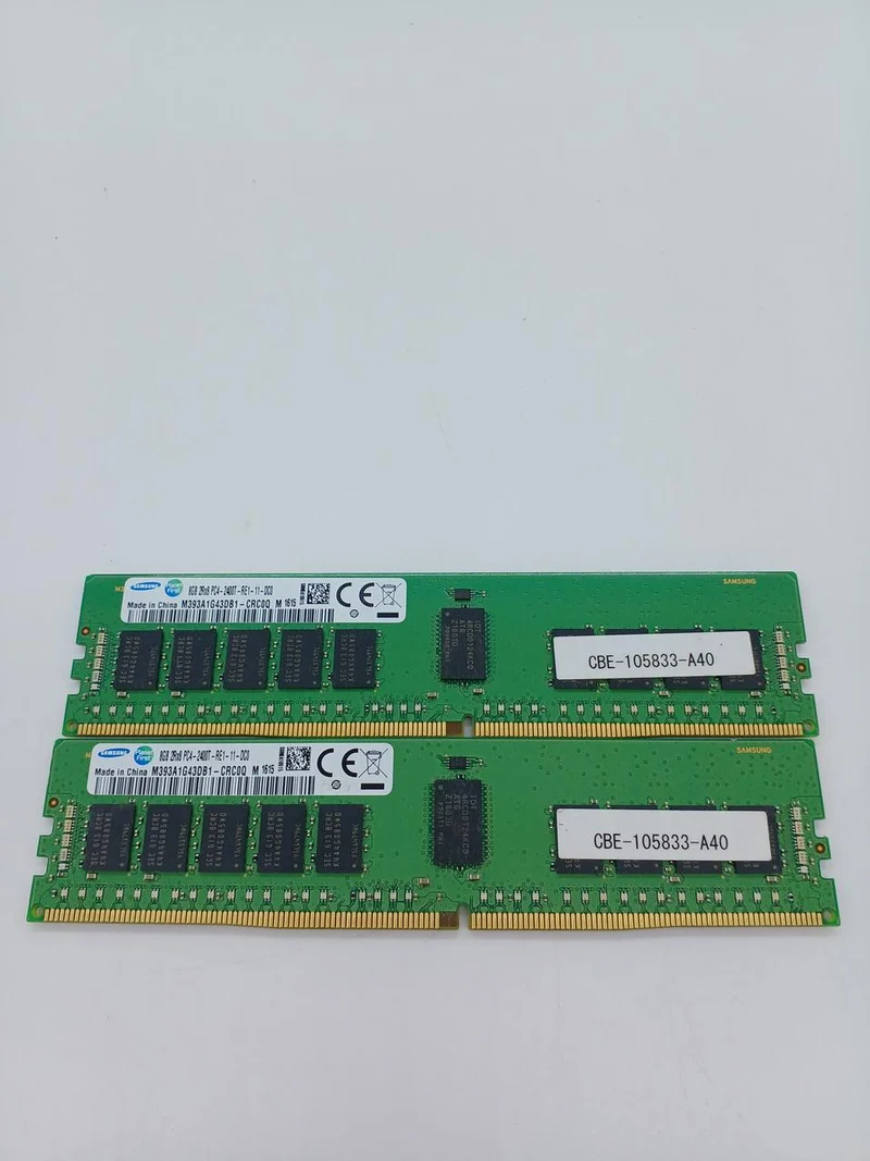 Mémoire serveur SAMSUNG : 8 Go × 2 disques M393A1G43DB1-CRC0Q