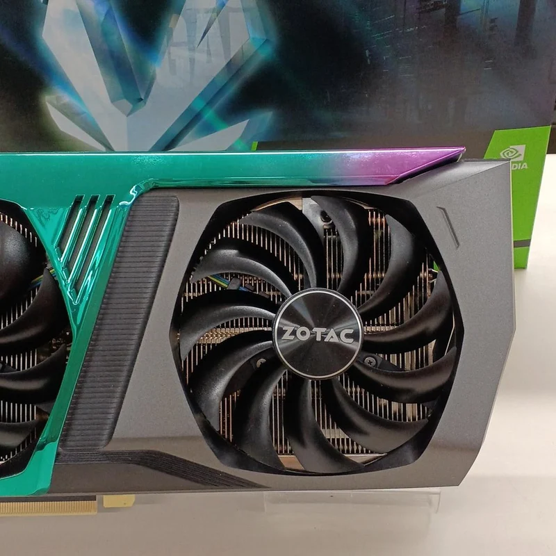 Carte graphique ZOTAC : RTX 3070 AMP HOLD LHR 8 Go