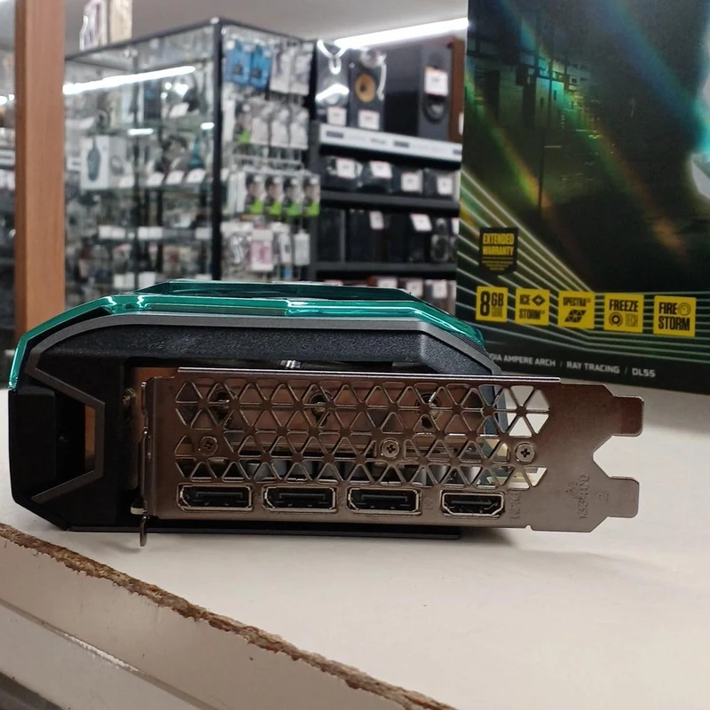 Carte graphique ZOTAC : RTX 3070 AMP HOLD LHR 8 Go