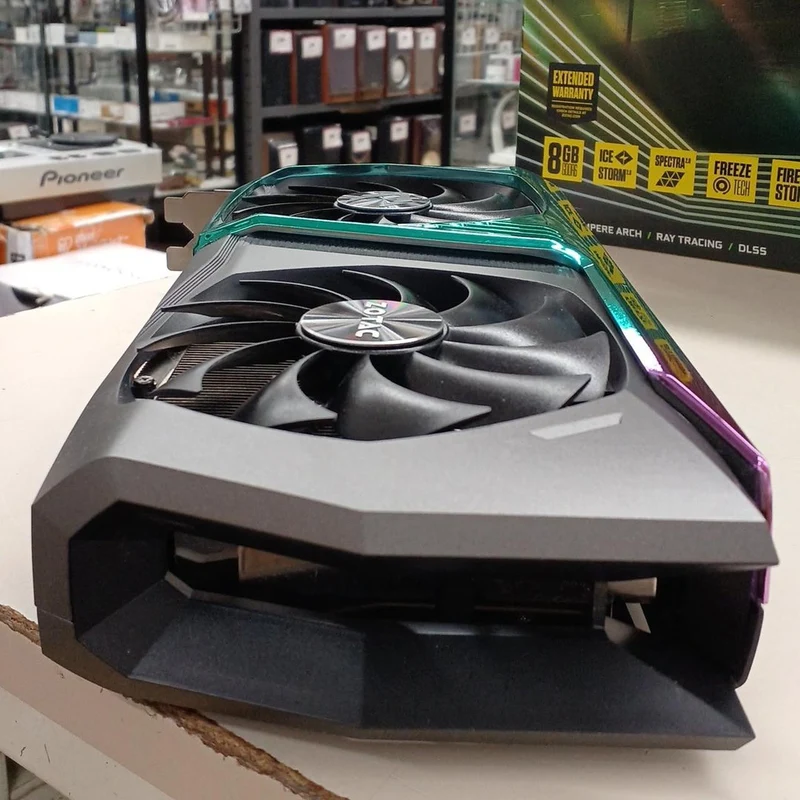 Carte graphique ZOTAC : RTX 3070 AMP HOLD LHR 8 Go