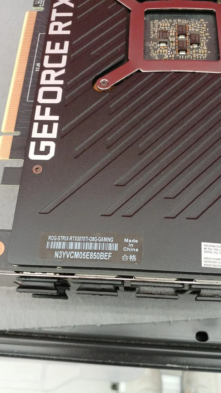 Carte graphique ASUS : ROG-STRIX-RTX3070TI-O8G-GAMING