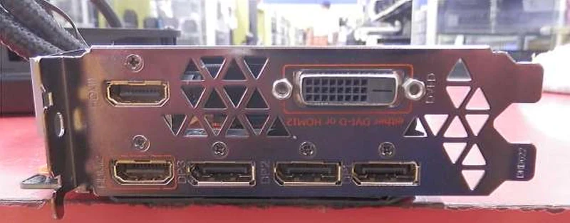Carte mère GIGABYTE NVIDIA PCI-Express GV-N108TAORUSX W-11GD