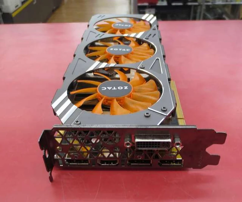 Carte graphique ZOTAC : GTX 980 AMP! EDITION 4 Go GDDR5