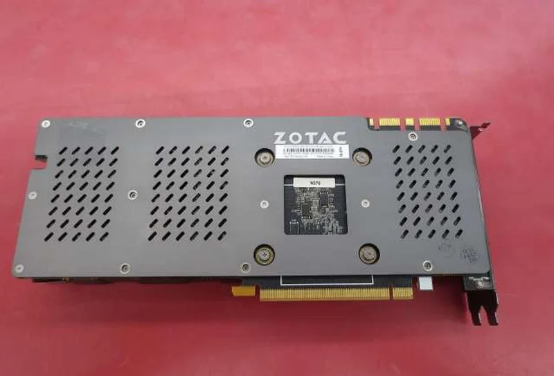 Carte graphique ZOTAC : GTX 980 AMP! EDITION 4 Go GDDR5