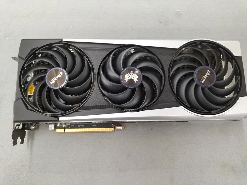 Carte graphique SAPPHIRE : AMD RADEON RX6700XT GAMING 12G