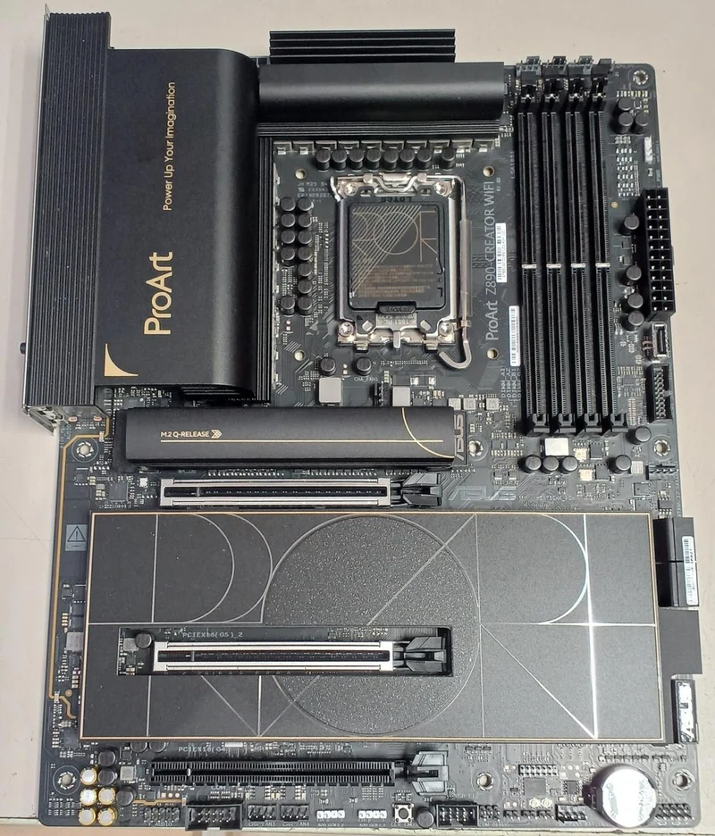 Carte mère ASUS PROART Z890-CREATOR WIFI