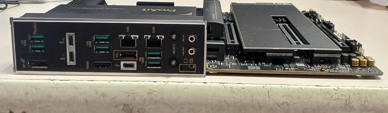 Carte mère ASUS PROART Z890-CREATOR WIFI