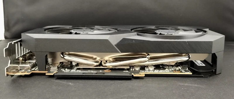 Carte graphique ASUS PCI-EXPRESS compatible ATI DUAL-RT6600-8G-V2