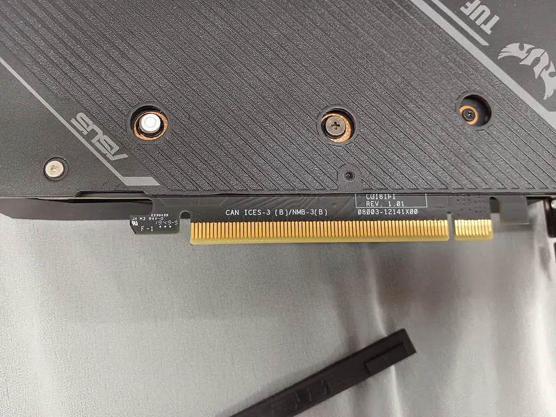 Carte graphique ASUS : TUF-GTX1660S-06G-GAMING