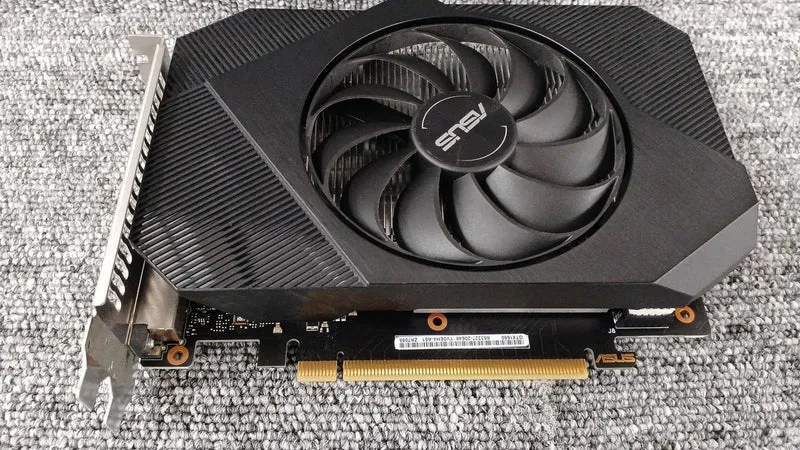 Carte graphique ASUS PH-GTX1650-4GD6