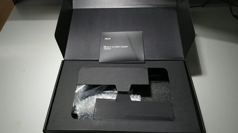 Carte graphique ASUS : DUAL-RX7700XT-O12G