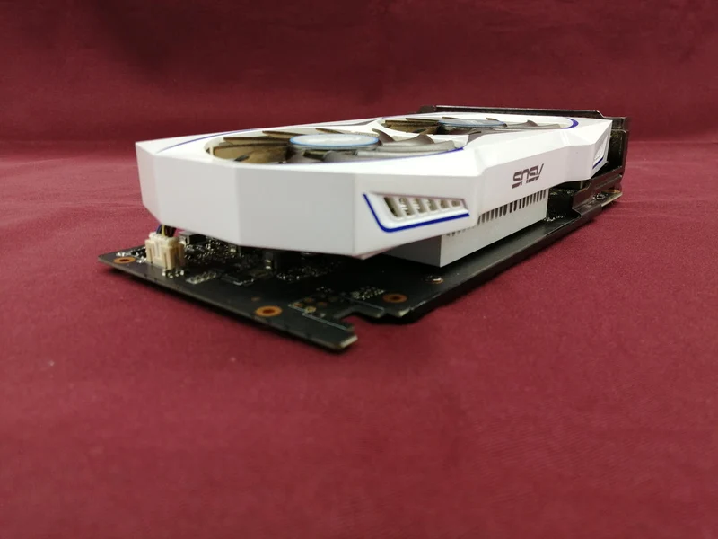 Carte graphique ASUS : DUAL-GTX1050TI-4G