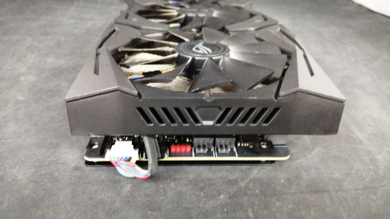 Carte graphique ASUS ROG-STRIX-RTX2070-O8GB-GAMIMG