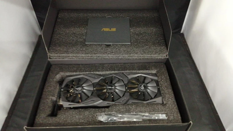 Carte graphique ASUS ROG-STRIX-RTX2070-O8GB-GAMIMG