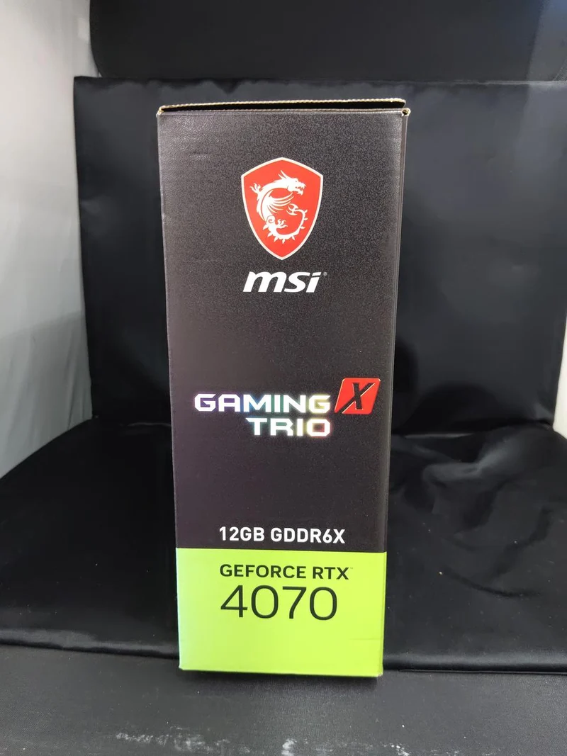 Carte graphique MSI RTX 4070 GAMING X TRIO 12G