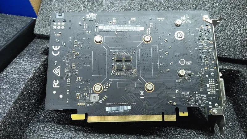 Carte graphique ASUS : GEFORCE GTX 1650 SUPER VENTUS