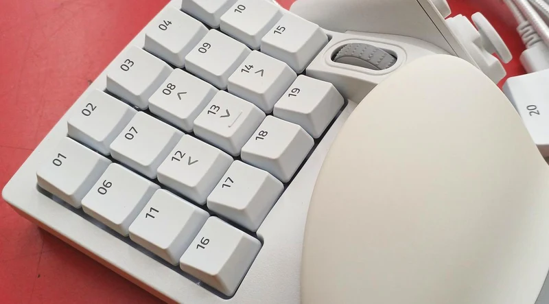 Clavier RAZER pour gaucher TARTARUS PRO
