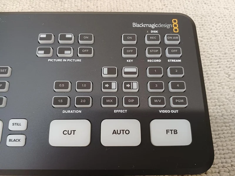 BLACKMAGICDESIGN Commutateur de streaming ATEM MINI PRO
