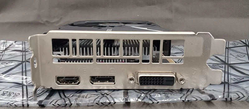 Carte graphique NVIDIA GTX1650 D6 AERO ITX J OC